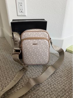 DKNY Gigi Flight crossbody bag