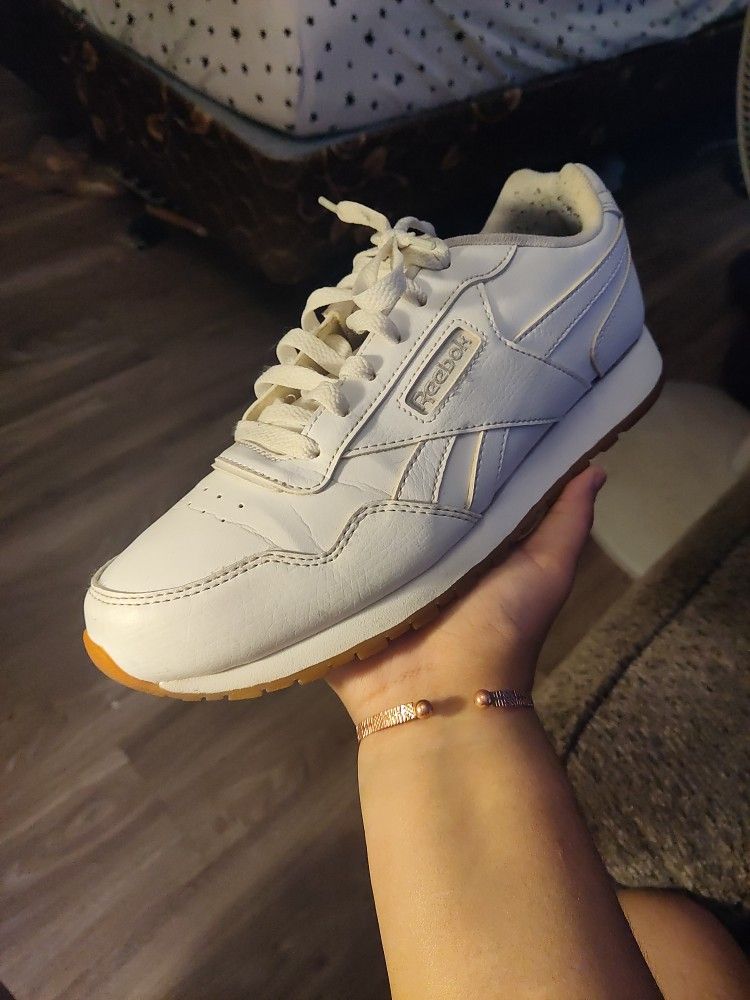 Reebok Sneakers