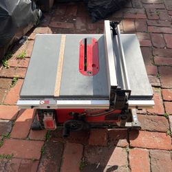 Milwaukee Table Saw 