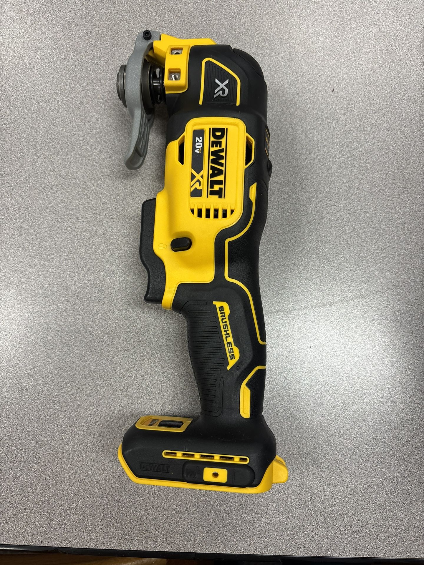 New Dewalt XR Oscillating Multi-Tool (Tool Only)