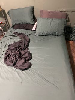 Queen mattress