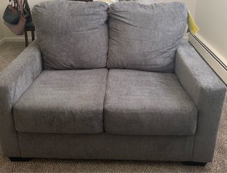 Grey 2 Seater Loveseat (w/ twin sized pull out bed)