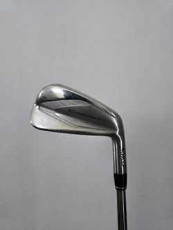 Titliest CNCPT 4 Iron