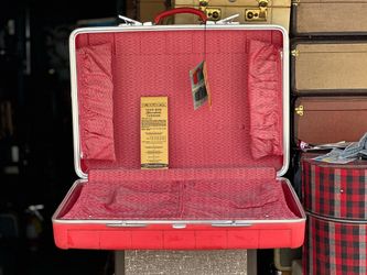 Brand New NOS 1970s Starlite Suitcase RED SUITCASE