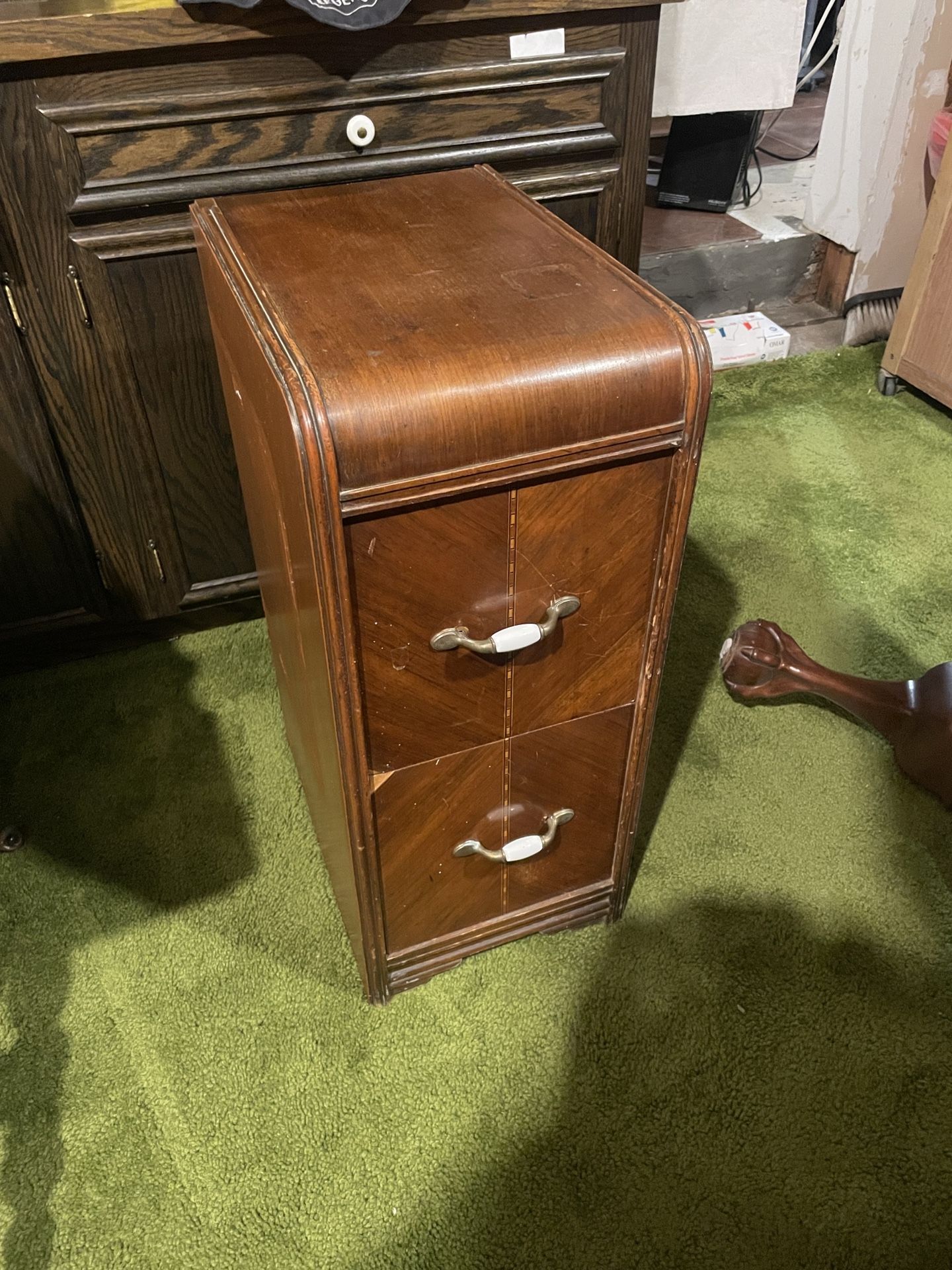 End Table/nightstand