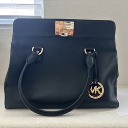 Michael Kors Leather Purse 