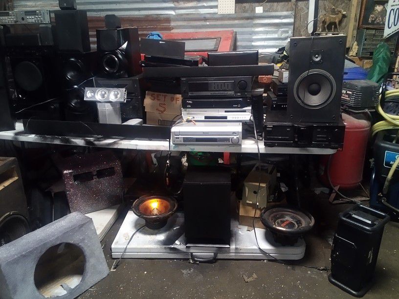 In Home Sterios Equipment Only  For Sale In Post Car Speakers Seperate