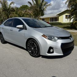 2015 Toyota Corolla S Edition Perfect Conditions