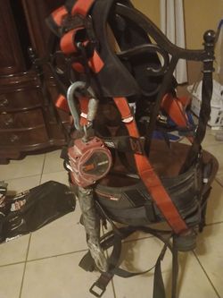 Fall protection "FallTech" safety harness "Tradesman Pro" with yoyo
