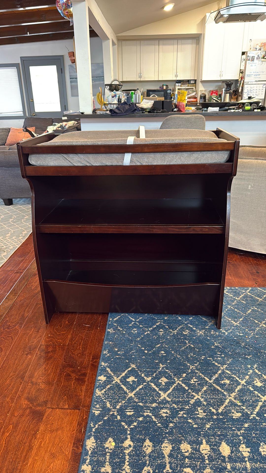 Gateway 2-in-1 Changing Table with Pad