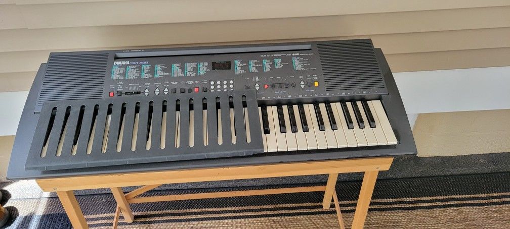 Yamaha Keyboard