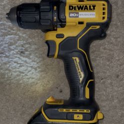 Dewalt 20v Drill DCD793 w/ 1.5ah Battery