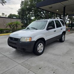 2004 Ford Escape