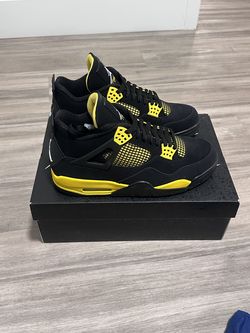 Jordan 4 thunder size 10