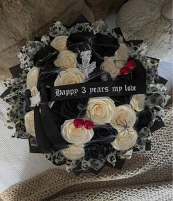 Gothic Halloween Rose Bouquet Arrangement
