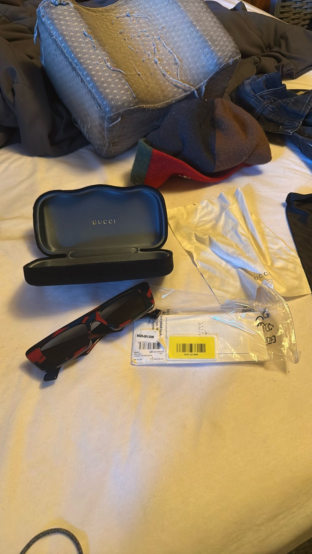Gucci Sunglasses Unisex PRICE FIRM