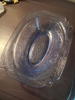 1930s Federal glass rectangular bowl