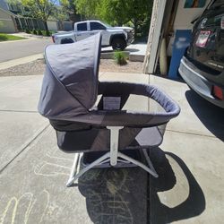 Dream On Me Bassinet 