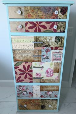 Dresser 8 drawers