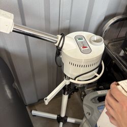 Facial Steamer & Mag Light Combo