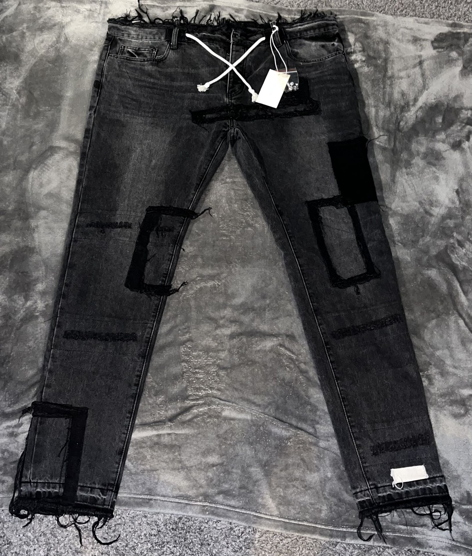 MNML BLACK WASHED JEANS