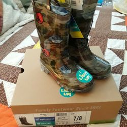 Boys "Aviation" Rain Boots "Western Chief" Light-Up Size 7-8