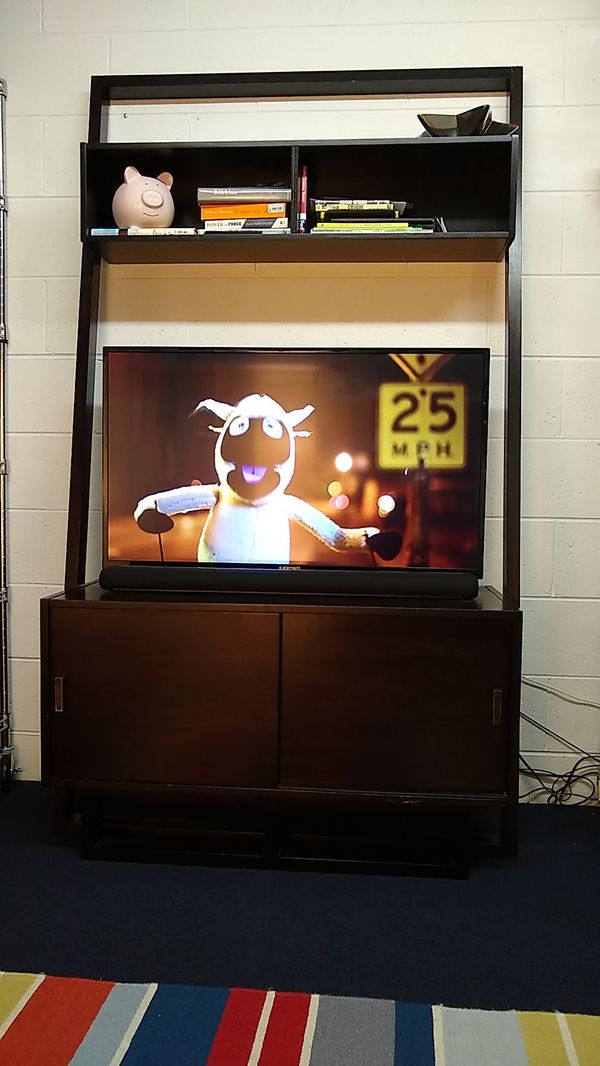 Crate Barrel Leaning Tv Stand For In Arlington Heights Il Crate Barrel Leaning Tv Stand