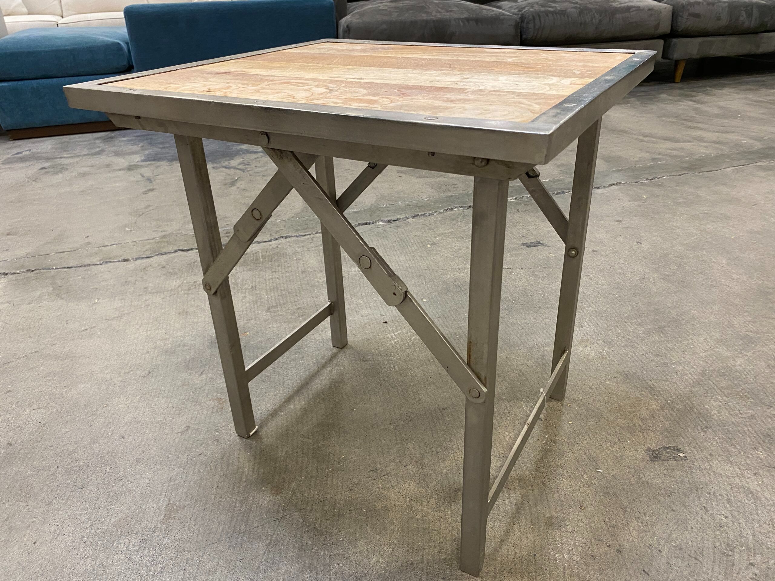 AMIE YOUNG Industrial Style Wood Top End Table with Metal Frame