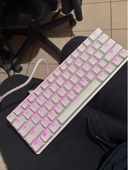 Razer Huntsman Mini 60% Optical Gaming Keyboard, Linear Switch, Mercury