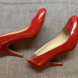 Max Studio Red Patent Heels (Location: Lincolnwood)