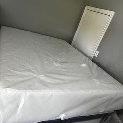 Set queen sizes Mattress and box spring