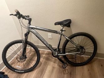 Trek Mountain Bike 4 series