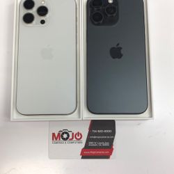 Iphone 15 Pro Max 256 GB White Titanium / Black Titanium Pre Owned Used 
