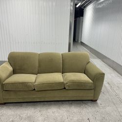 Comfy Nice Green Pull Up Bed Sofa Couch 🔥🔥