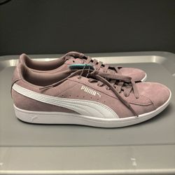 Size 10 Women’s Puma
