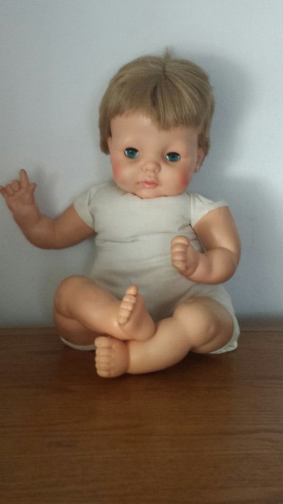 Vintage Eegee Goldberger 18" Baby Doll With Sleepy Eyes