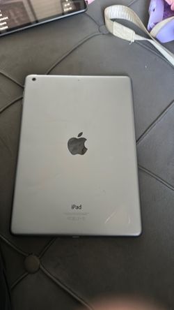 iPad gen 9 and iPad Air
