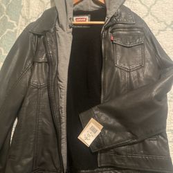 New !!!Levi’s Black Men Jacket 