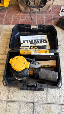 DeWALT orbit palm sander
