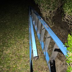 8ft Fiberglass Ladder 