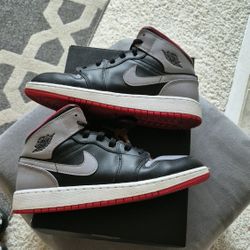 Used Nike Air Jordan 1 Mid Black Cement Grey Kid's US-7Y 