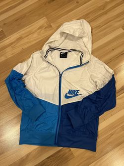 Boy Nike Windbreaker Jacket, Size M