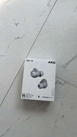 akg EARBUDS N400nc BRAND NEW