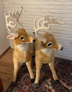 Reindeer-Melissa & Doug Giant Riendeer Pair