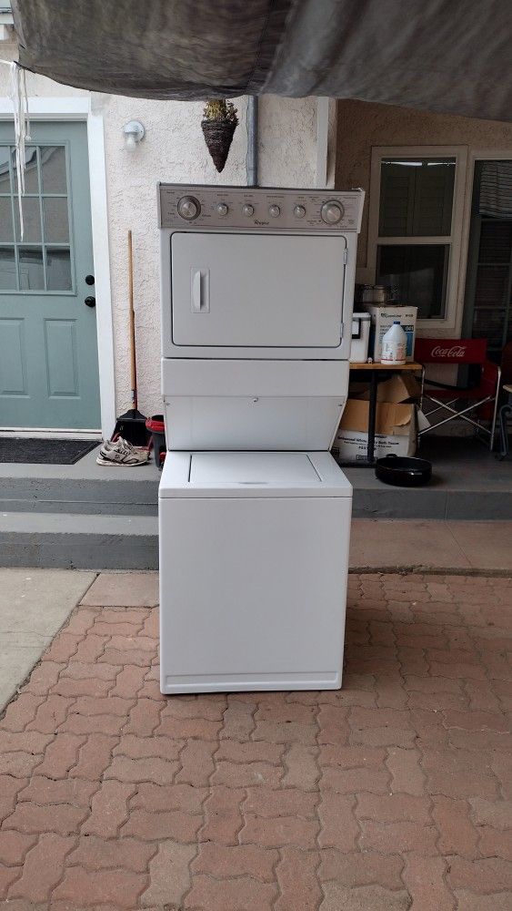 Stackable Washer Gas Dryer 