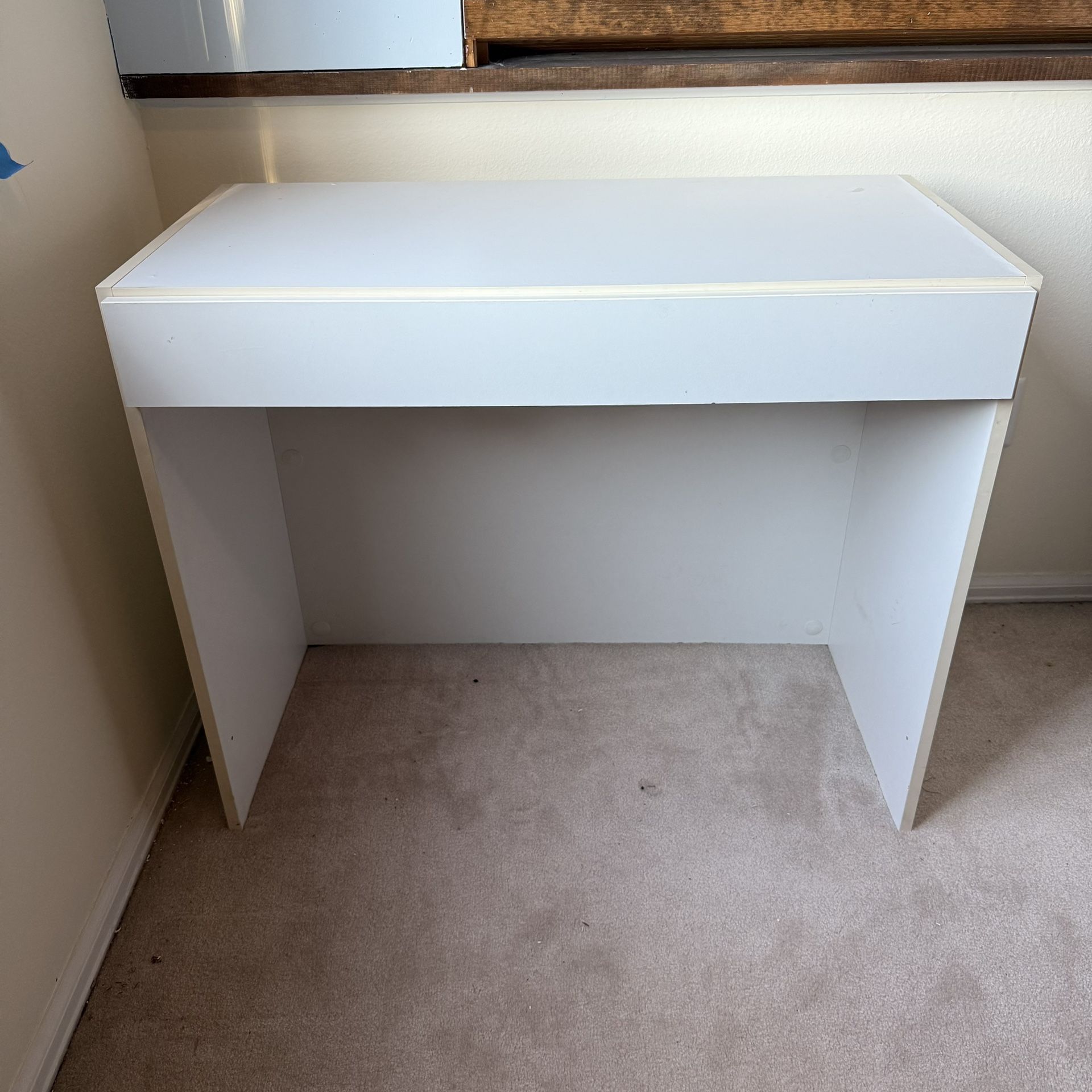 White Desk with Drawer