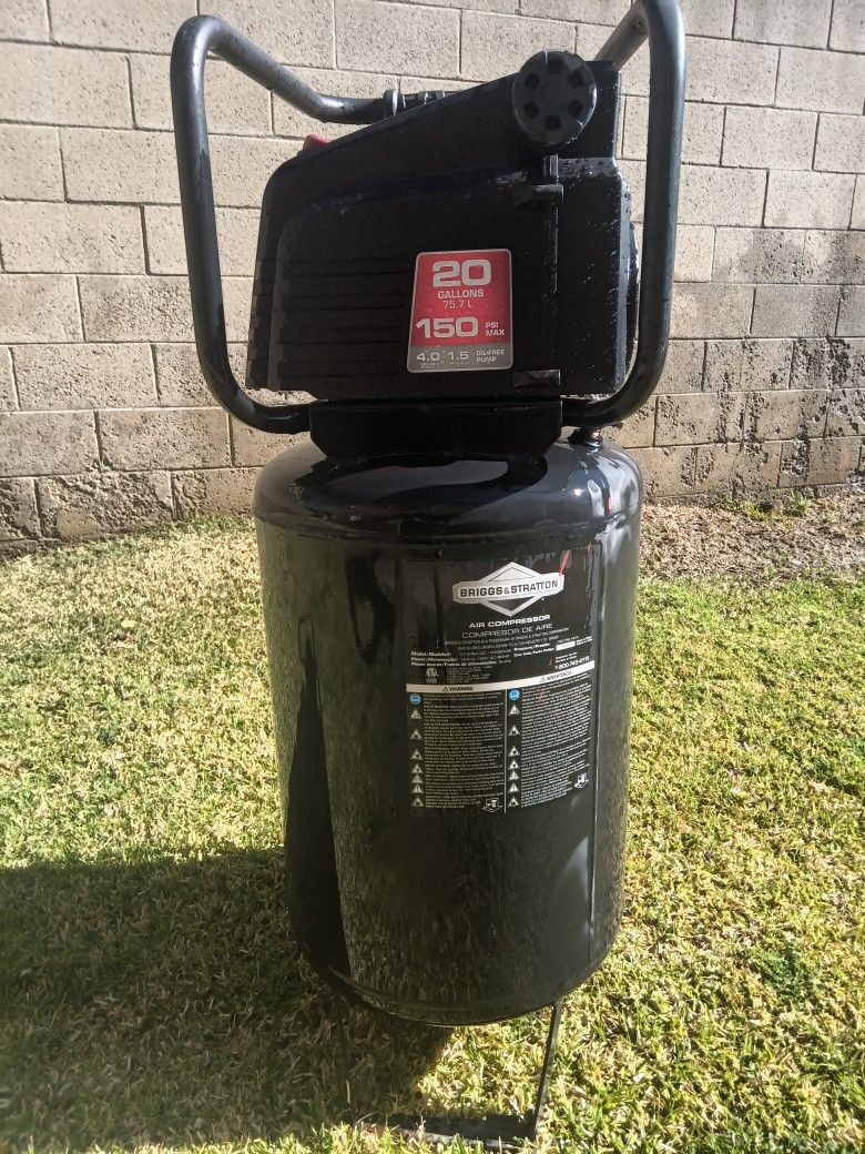 AIR COMPRESSOR