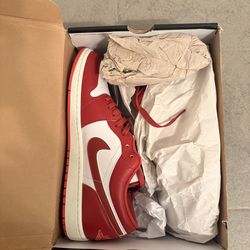 Air Jordan 1 low SE