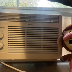 Midea Window AC Unit 