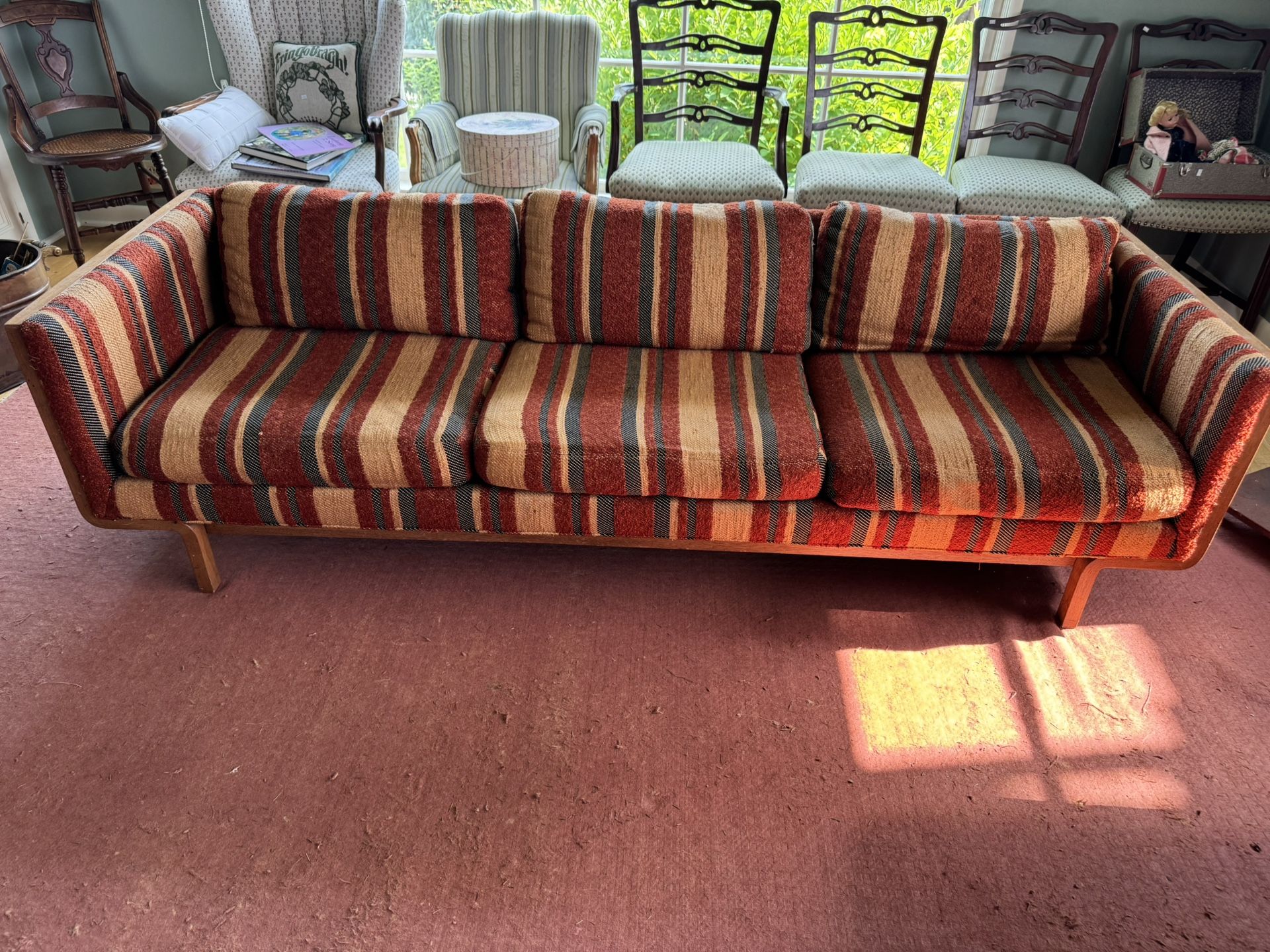 Del-Teet Couch